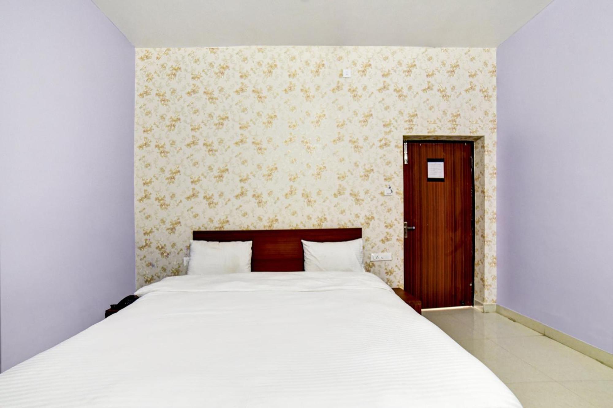 Hotel O The Hotel Quaint Khagaul Buitenkant foto